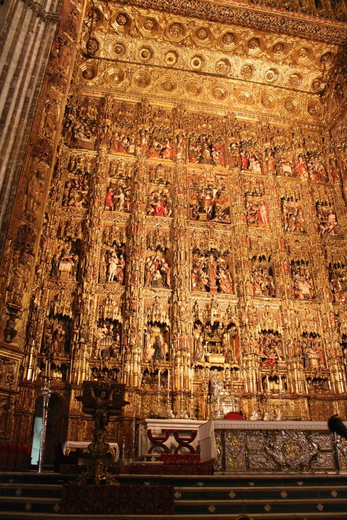 Altarpiece inside the cathedral. 